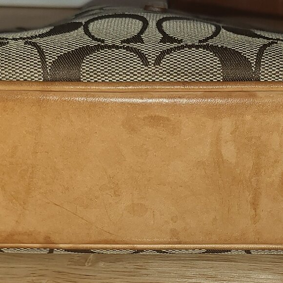 COACH VINATAGE HAMPTON SIGNATURE SHOULDER HANDBAG - KHAKI COLOR - Picture 11 of 15